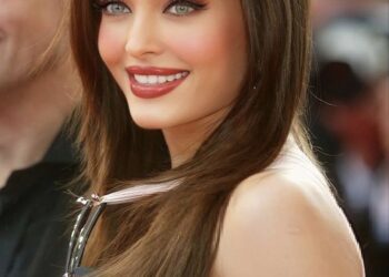 When Aishwarya Rai Said She and Abhishek Bachchan 'Fight Everyday': 'We Were Normal From...'
