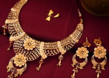 Gold Rate Today in India: Yellow Metal Steady; Silver Weakens – Check City-Wise Prices On Feb 19