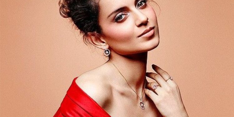 Kangana Apologizes For Her Statement On Repealed 3 Farms Laws