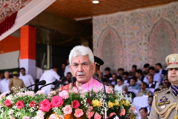Independence Day | Will Never Allow Neighbouring Country’s ‘Terror Designs’ To Succeed In J&K: LG Sinha