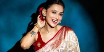 Mimi Chakraborty faces rape threats for supporting protests