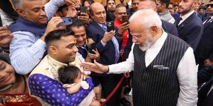 Deeply touched by the warm welcome from the Indian community in Poland! Their energy embodies the strong ties that bind our nations.
