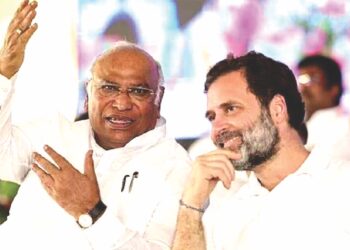 Kharge, Rahul reach Srinagar for 2-Day visit