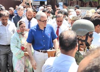 Accompanied by Omar Abdullah, Sakina Itoo files nomination for Damhal Hanjipora seat