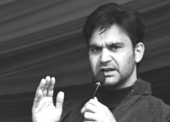 Waheed Para Urges Health Department to Fill Vacant Medical Officer Posts in Pulwama, Ensure Adequate Medical Equipment