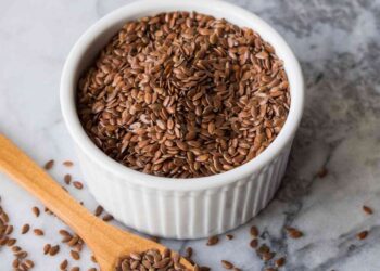 Flaxseed Gel: Natural Botox Or Skincare Myth?