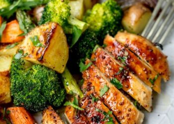 Food Contamination: Signs That Go Beyond Expiry Dates