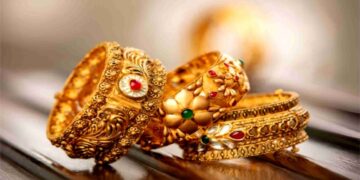 Gold & Silver Jump Sharply Despite Easing Geopolitical Tensions