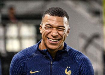 ‘Only Positive Things to Say’: Kylian Mbappe Reacts to Wage Issues With PSG