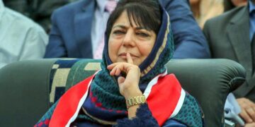 Mehbooba Mufti Accuses Omar Abdullah of Continuing Post-2019 Policies, Says People See No Change