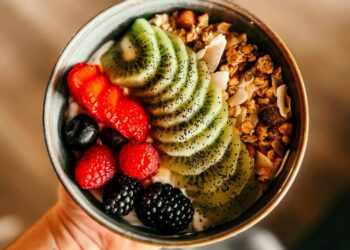 Nutritional Powerhouses: Top Five Foods for an Endometriosis-Friendly Diet