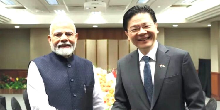 PM Modi discusses ways to boost bilateral cooperation with Singapore President