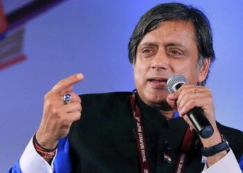 Tharoor To Head Standing Committee On External Affairs, Digvijaya To Chair Panel On Education