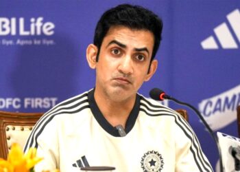Gautam Gambhir Receives Death Threat; Files Police Complaint
