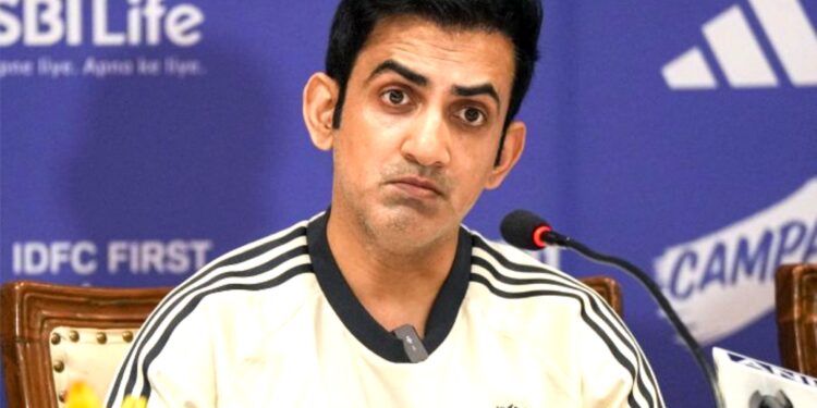Gautam Gambhir Receives Death Threat; Files Police Complaint