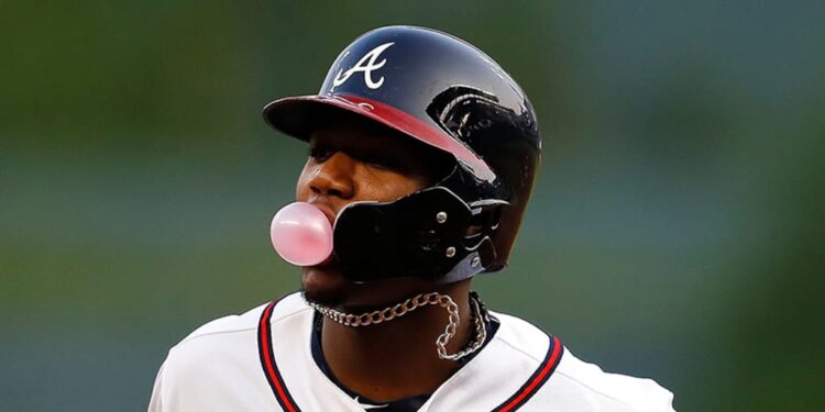 Why Athletes Chew Gum While Playing