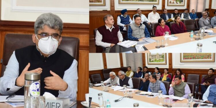CS Atal Dulloo Reviews Progress On Construction Of Highways Across J&K
