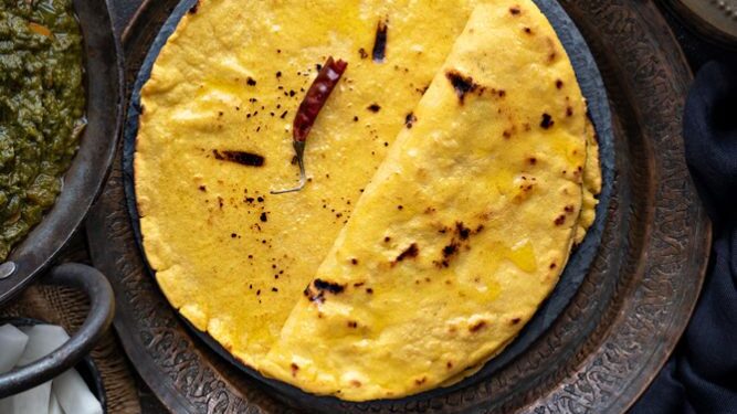 Do Your Makki Ki Rotis Break While Rolling
