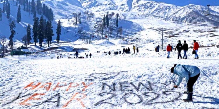 No New Year celebrations in J&K this year due to 7-day mourning over ex PM's death