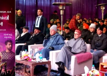 CM Omar Abdullah inaugurates Winter Carnival Festival at Pahalgam Club