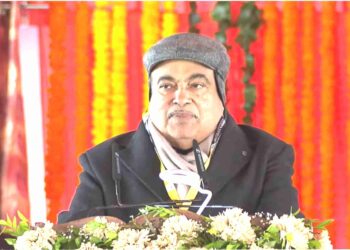 Good roads lead to progressive nation: Gadkari after Sonamarg tunnel inauguration