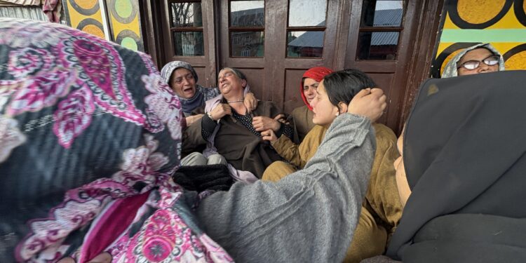 Ex-Serviceman Killed, Wife And Niece Injured In Terrorist Attack In J&K’s Kulgam
