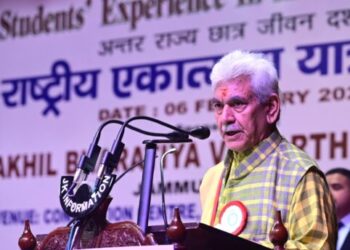 Turbulent times of past will never return to J&K: LG Sinha