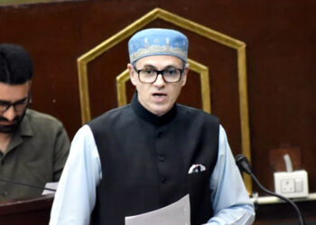 CM Omar Abdullah Orders Strict Crackdown on Unsafe Food Sales in J&K