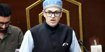 CM Omar Abdullah Orders Strict Crackdown on Unsafe Food Sales in J&K