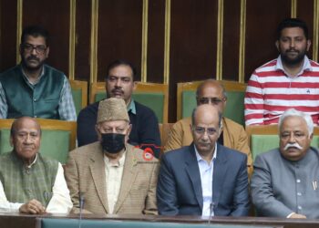 Farooq Abdullah appears in Assembly