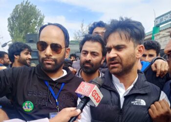 "PDP’s Parra Rebukes JKNC: ‘Once Appointed Sadr-e-Riyasat, Now Obsessed with Transfers’