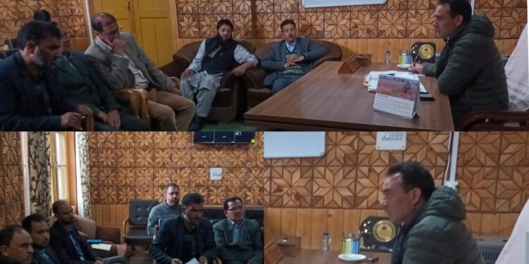 ADC Handwara for maximum registration of people on JK SAMADHAN Portal