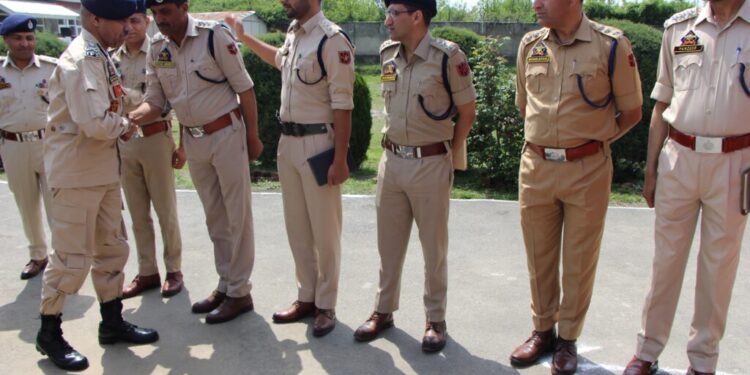DGP J&K Reviews Operational Preparedness in South Kashmir Range