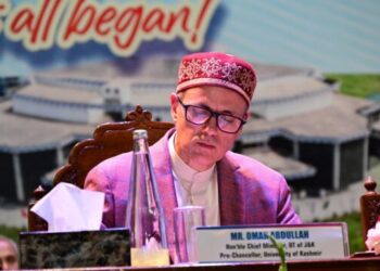 CM Omar Holds Pre-Budget Consultation With Kashmir Stakeholders To Shape People-Centric Budget
