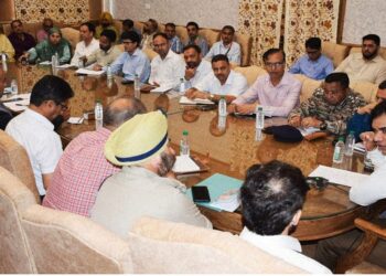 Div Com Kashmir reviews preparations for Independence Day celebrations, conduct of Tiranga Rally