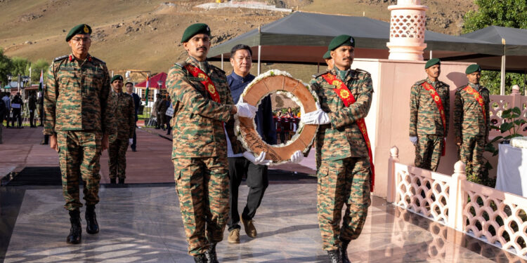Khandu Pays Tributes To Kargil War Heroes At Drass Memorial