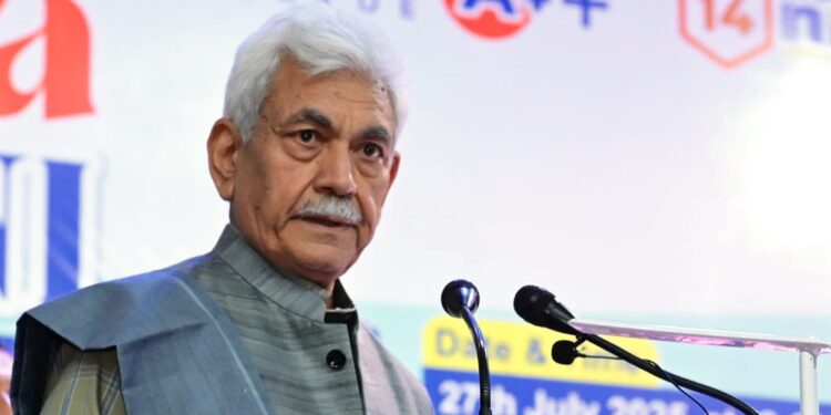 Kashmir University must create an institutional mechanism for Alumni: LG Sinha