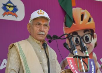 We are committed to making peace a permanent reality : Lg Sinha