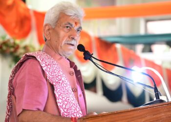 Hopes And Dreams Of Youth Can Only Flourish In A Peaceful Environment: LG Sinha