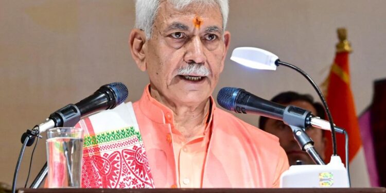 Srinagar, Dec 13: Jammu and Kashmir Lieutenant Governor Manoj Sinha Saturday paid tributes to those who were killed in a terror attack on the Parliament House in 2001, saying their heroism and selfless service to the nation will continue to inspire every Indian. The attack on this day in 2001 was carried out by five armed terrorists. But personnel from the then Parliament Security Service, CRPF and Delhi Police foiled the attack, with no terrorist being able to enter the building. “My sincere tributes to the brave martyrs who sacrificed their lives during the dastardly attack on our Parliament in 2001. Their heroism, courage and selfless service to the nation will continue to inspire every Indian,” the L-G said in a post on X. Six Delhi Police personnel, two Parliament Security Service personnel, a gardener and a TV journalist were killed in the attack. All five terrorists were gunned down in the forecourt of the then Parliament building.