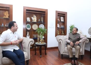 LoP Sunil Sharma discusses J&K’s security and developmental projects with Dr. Jitendra Singh