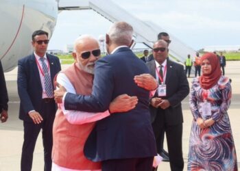PM Modi Embraced By Maldives President Muizzu In Symbolic Welcome