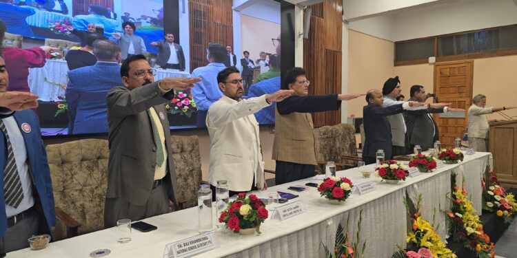 Satish Sharma advocates digital empowerment, youth led entrepreneurship at FTII Traders Conclave 2025