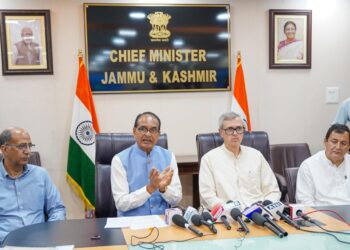 Centre To Set Up Clean Plant Facility To Provide Disease-Resistant Plants To Horticulturists In Kashmir