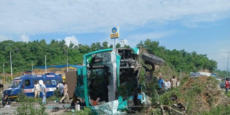 12 Passengers Injured in Udhampur Road Accident
