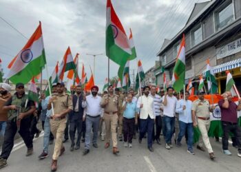 Tricolor Waves High: Anantnag Police and District Administration Unite for Tiranga Rally
