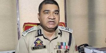 IGP Kashmir warns of swift action against drug peddlers, urges youth to stay away from drugs