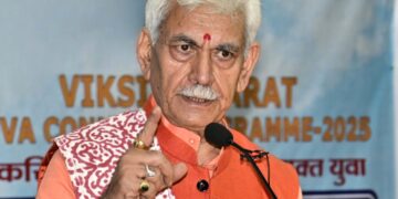 “Deeply anguished”: LG Sinha, CM Omar on Nowgam blast that killed 9
