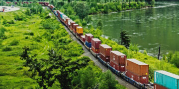 2 apple-laden parcel van coaches to run towards Delhi, Jammu from today
