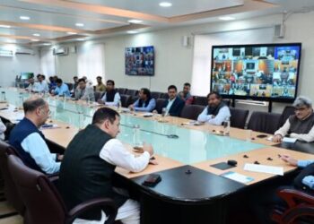 CM Omar Abdullah directs departments, districts to be prepared to deal with adverse weather conditions